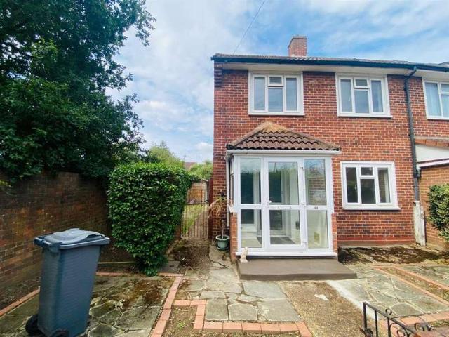 2 Bedroom End Of Terrace House