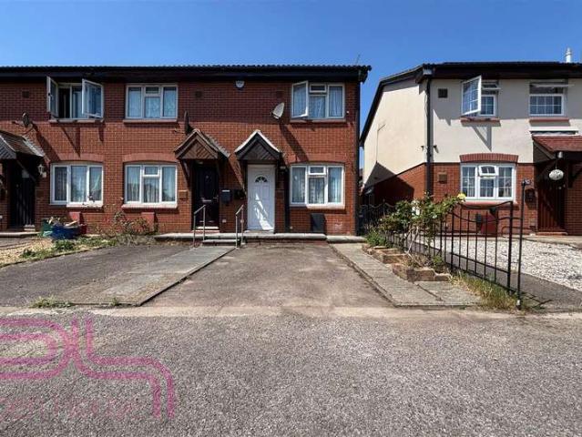 2 Bedroom End Of Terrace House