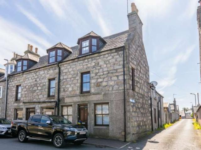 2 Bedroom End Of Terrace House