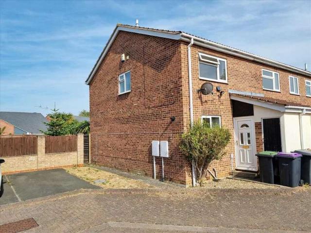 2 Bedroom End Of Terrace House