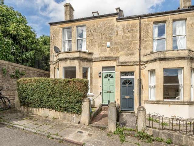 2 Bedroom End Of Terrace House