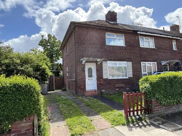 2 Bedroom End Of Terrace House