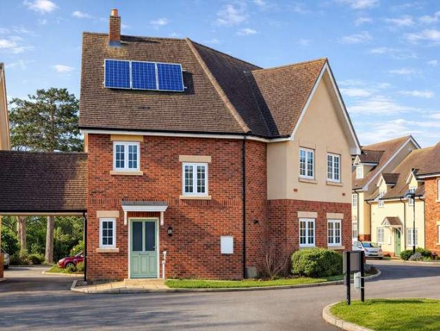 2 Bedroom End Of Terrace House