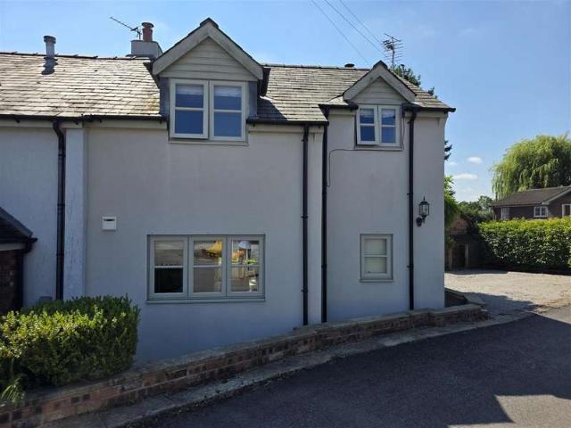 2 Bedroom End Of Terrace House