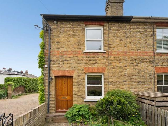 2 Bedroom End Of Terrace House