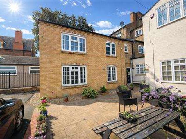 2 Bedroom End Of Terrace House