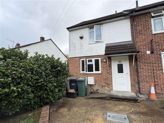 2 Bedroom End Of Terrace House