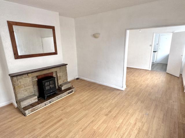 2 bedroom End of Terrace House