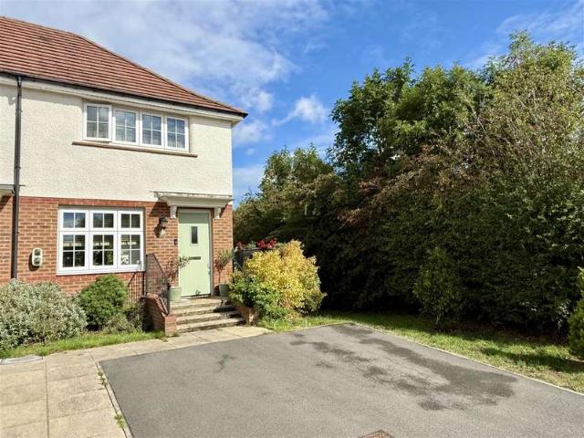2 Bedroom End Of Terrace House