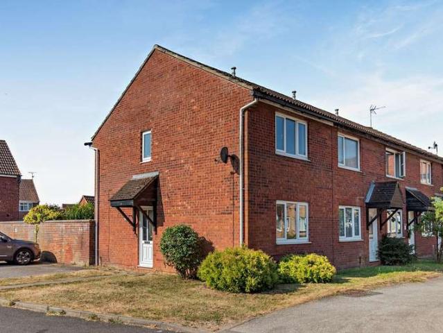 2 Bedroom End Of Terrace House