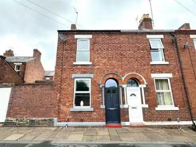2 bedroom end of terrace house for rent in Colville Terrace, C.