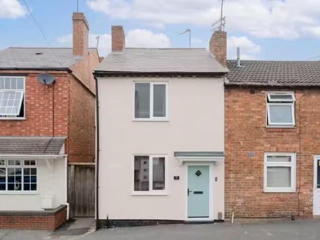 2 bedroom end of terrace house for rent in Brook Street, Gorna.