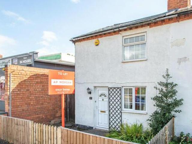 2 Bedroom End Of Terrace House For Rent In Bromsgrove, Worcestershire
