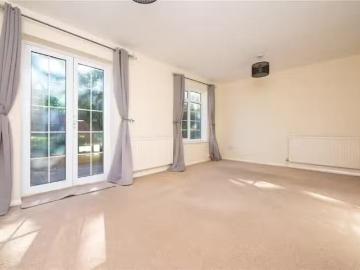 2 bedroom end of terrace house for rent in Wilstone Drive, St.