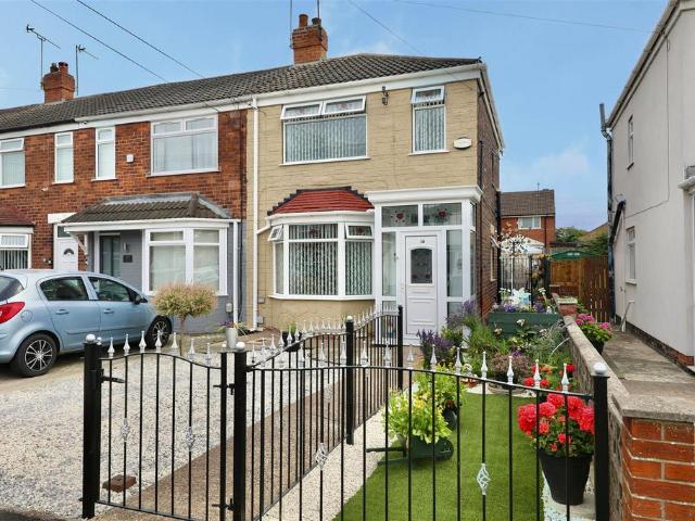 2 bedroom end of terrace house for sale