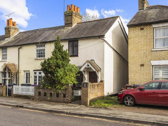 2 bedroom end of terrace house for sale