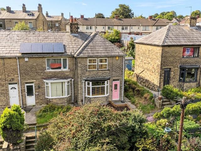 2 bedroom end of terrace house for sale