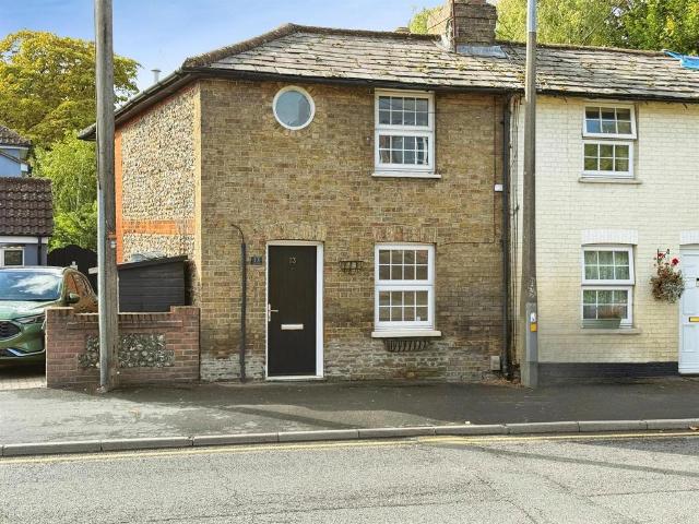 2 bedroom end of terrace house for sale