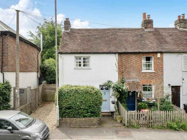 2 bedroom end of terrace house for sale