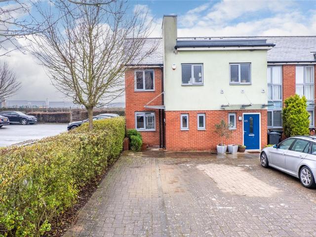 2 bedroom end of terrace house for sale