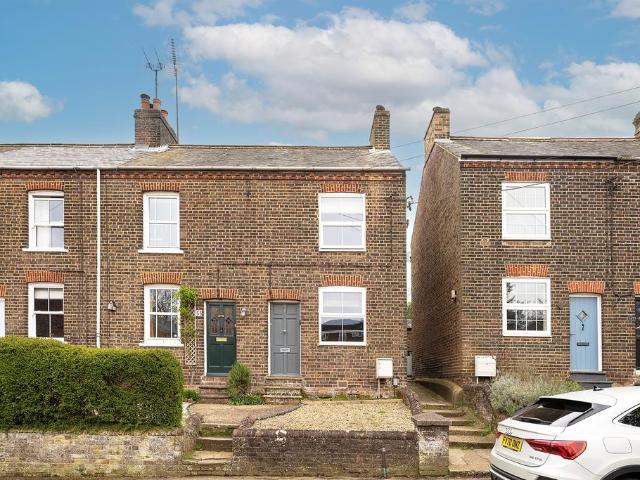 2 bedroom end of terrace house for sale