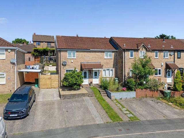 2 bedroom end of terrace house for sale