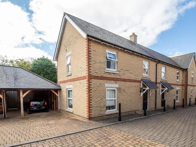2 bedroom end of terrace house for sale