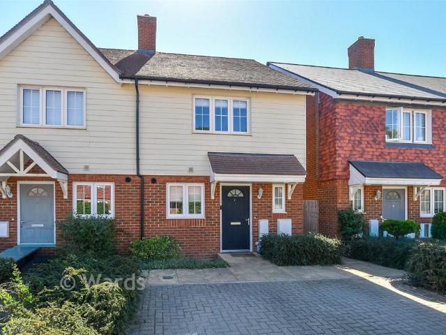 2 bedroom end of terrace house for sale