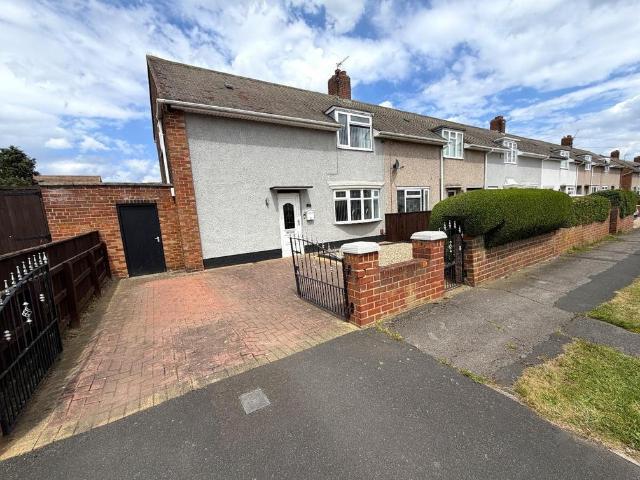 2 bedroom end of terrace house for sale