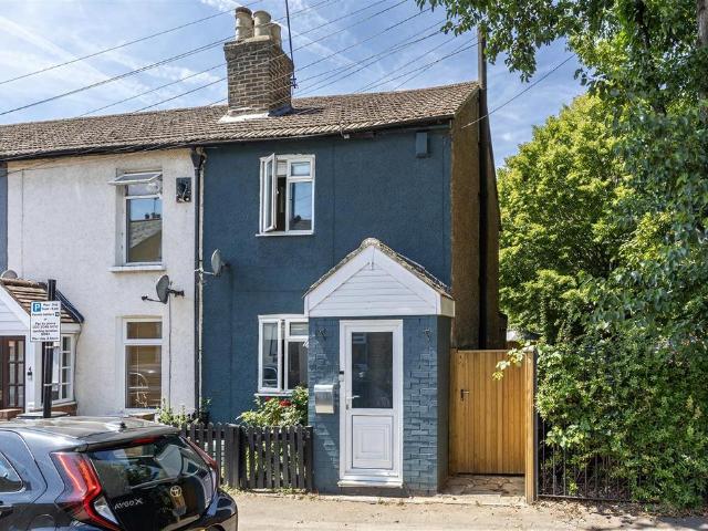 2 bedroom end of terrace house for sale