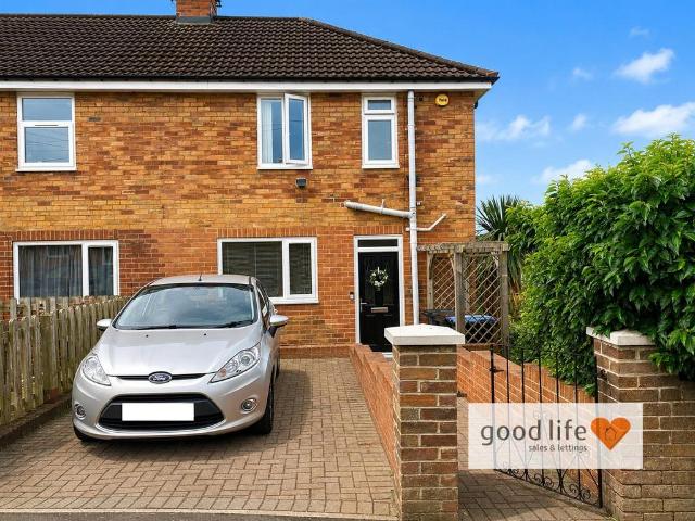 2 bedroom end of terrace house for sale