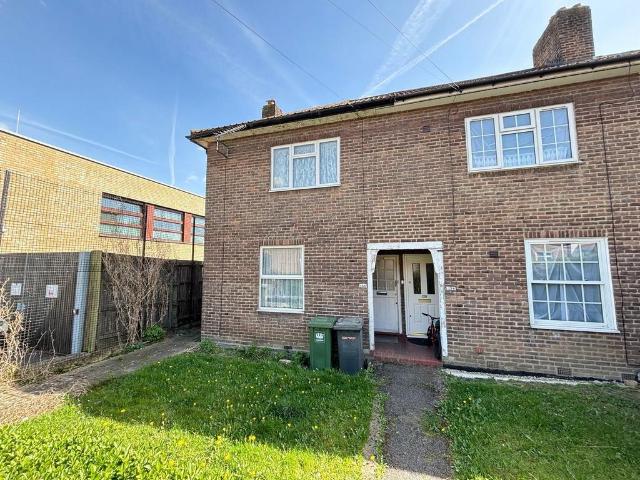 2 bedroom end of terrace house for sale