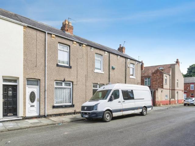 2 bedroom end of terrace house for sale