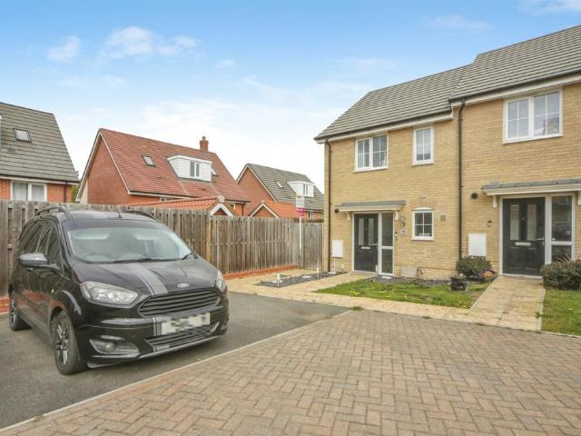 2 bedroom end of terrace house for sale