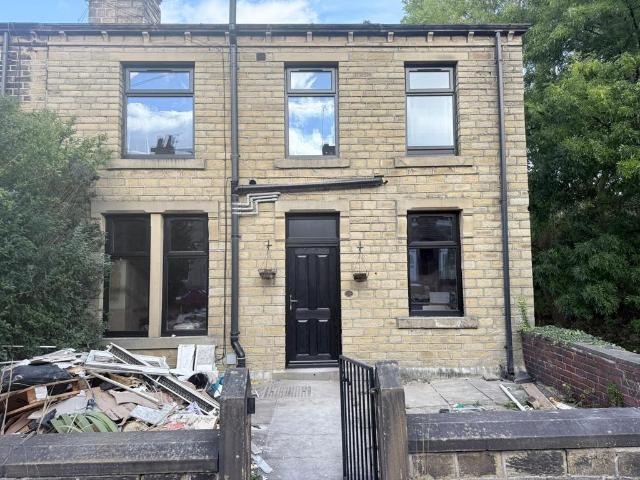 2 bedroom end of terrace house for sale