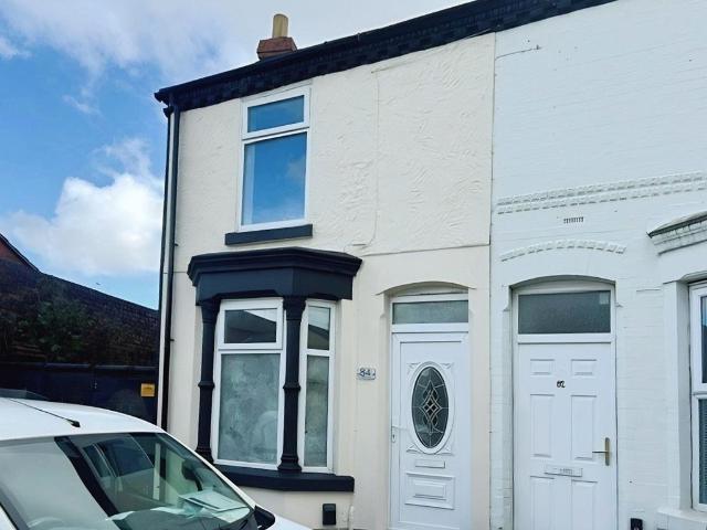 2 bedroom end of terrace house for sale