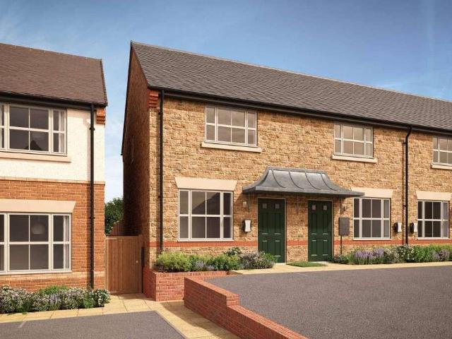 2 bedroom end of terrace house for sale