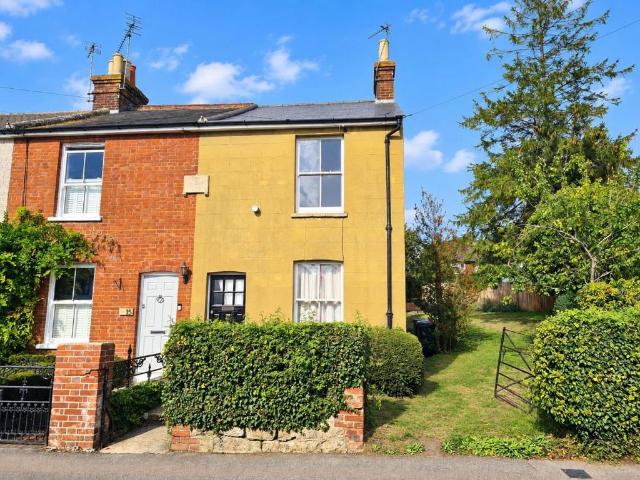 2 bedroom end of terrace house for sale