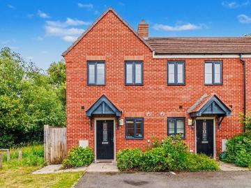 2 bedroom end of terrace house for sale