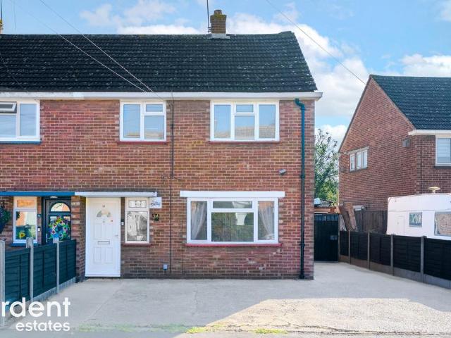 2 bedroom end of terrace house for sale