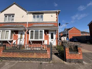 2 bedroom end of terrace house for sale
