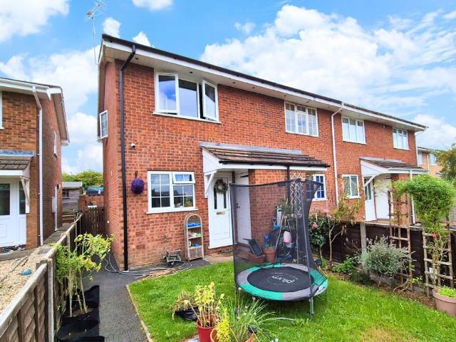 2 bedroom end of terrace house for sale