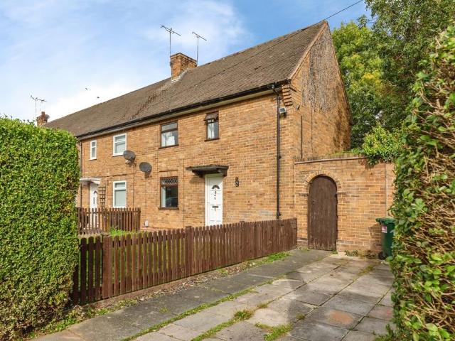 2 bedroom end of terrace house for sale