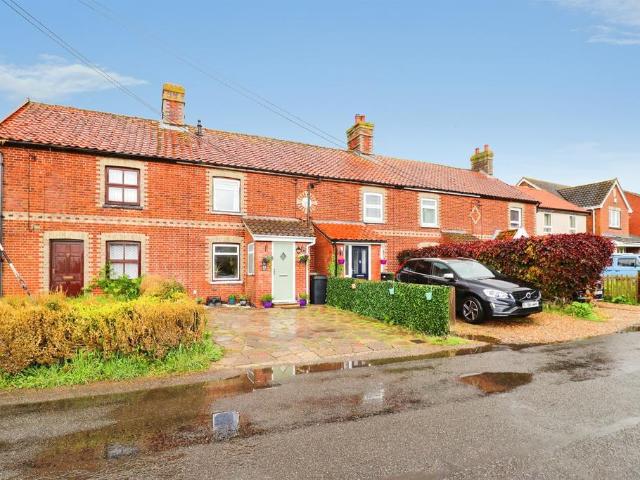 2 bedroom end of terrace house for sale