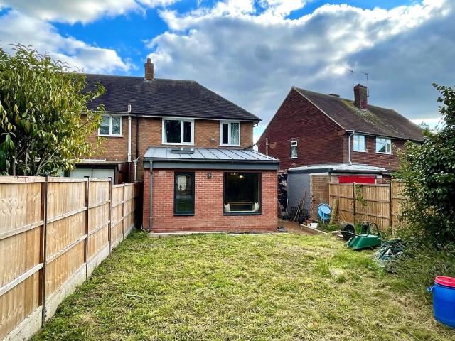 2 bedroom end of terrace house for sale