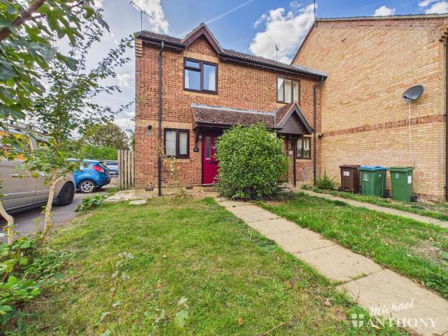 2 bedroom end of terrace house for sale