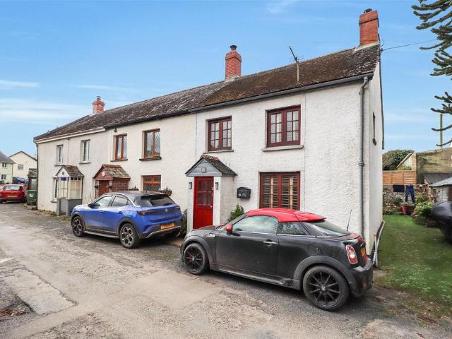 2 bedroom end of terrace house for sale
