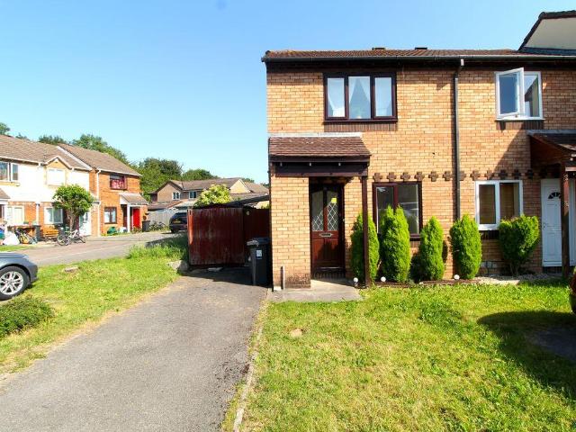 2 bedroom end of terrace house for sale