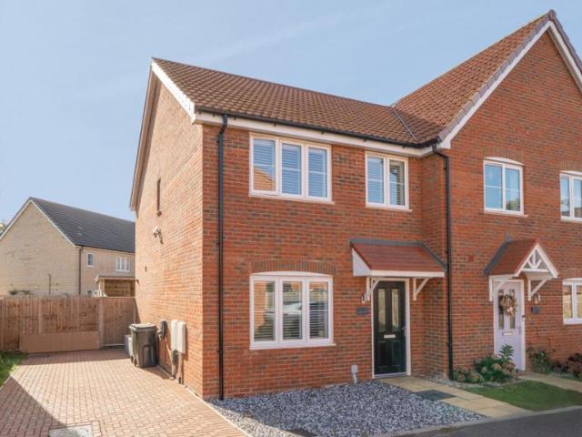 2 bedroom end of terrace house for sale