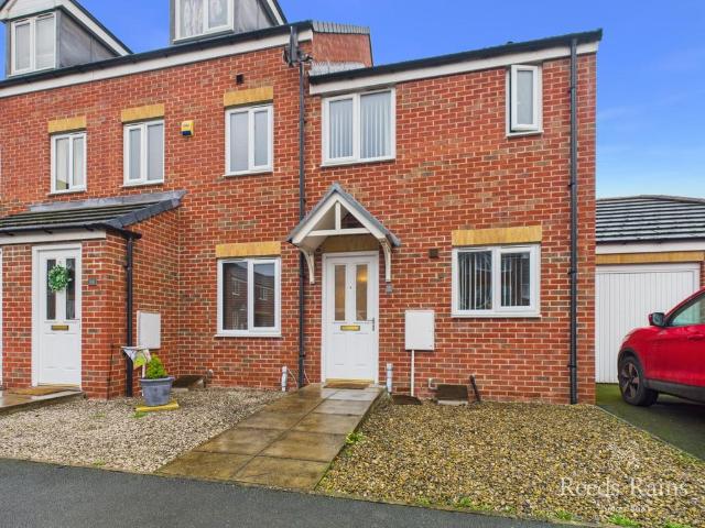 2 bedroom end of terrace house for sale